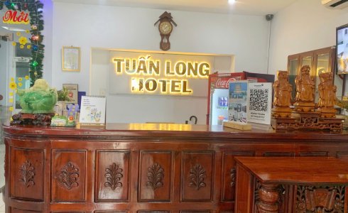 KHÁCH SẠN TUẤN LONG QUẬN 7 CHÀO ĐÓN THÁNG GIÊNG: ĐÁNH THỨC YÊU THƯƠNG